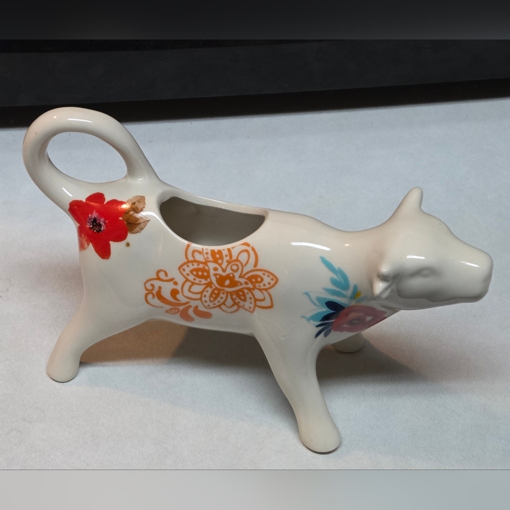 The Pioneer Woman Flea Market Floral Cow Creamer